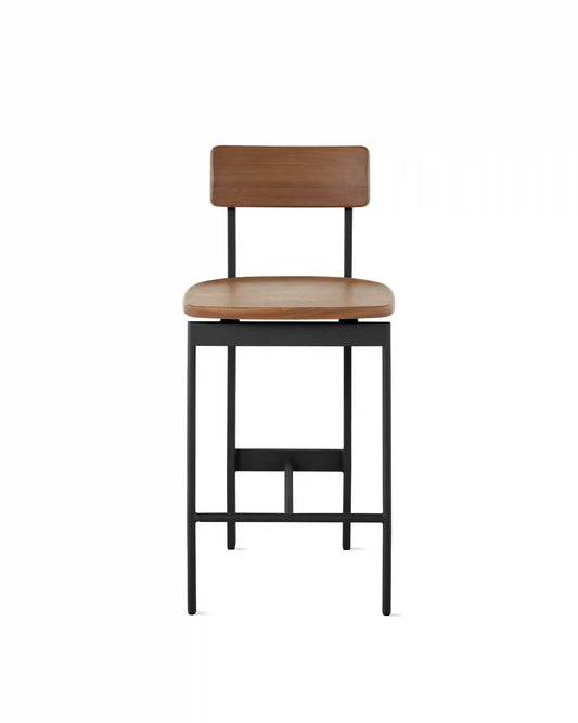 Betwixt Stool